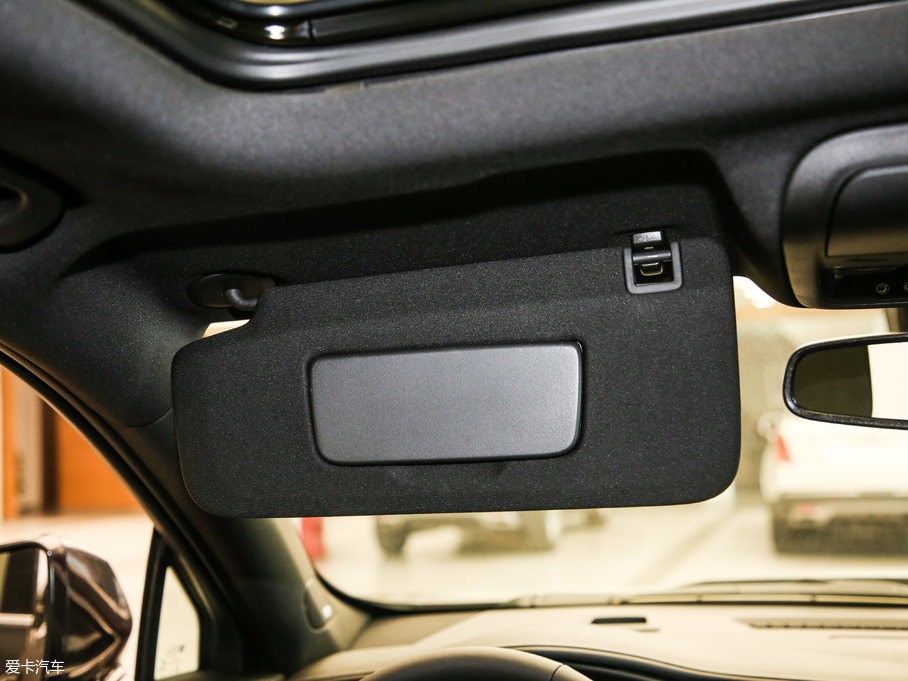 2018PXT4 28T (q)I(lng)