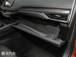 上汽通用凱迪拉克2018款凱迪拉克XT4