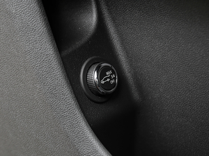 201828T (q)K\(yn)Ӱ g