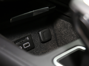 201828T (q)K\(yn)Ӱ g