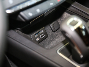 201828T (q)K п؅^(q)