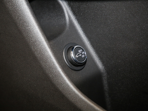 201828T (q)I(lng) п؅^(q)