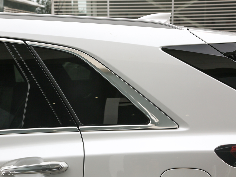 2020PXT5 28T (q)g(sh)