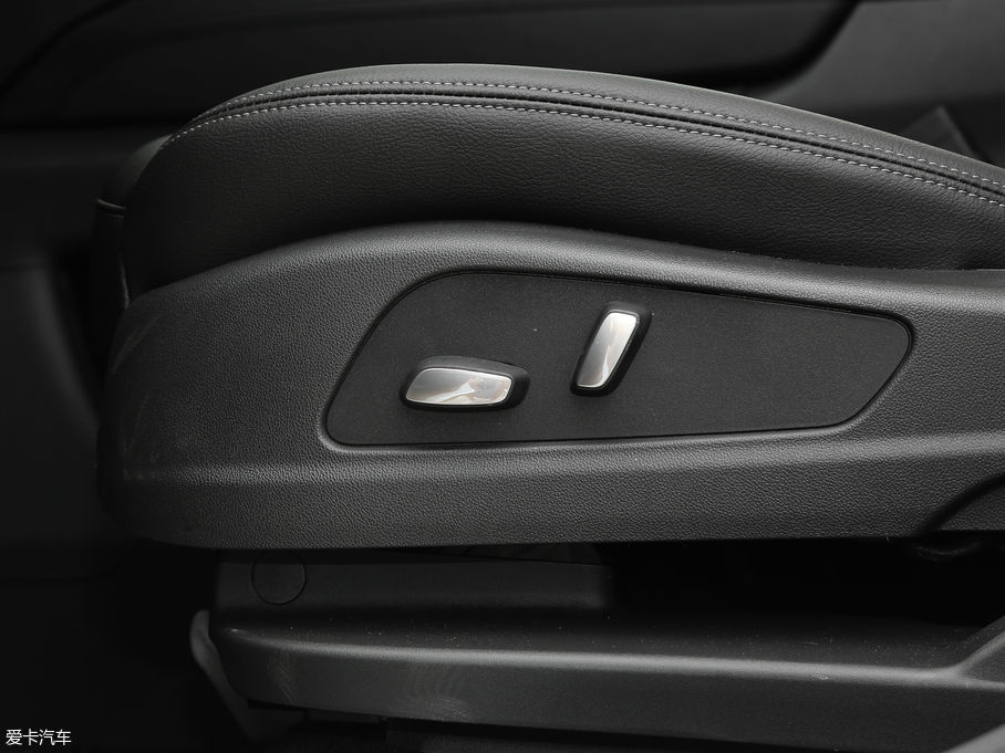 2020PXT5 28T (q)g(sh)