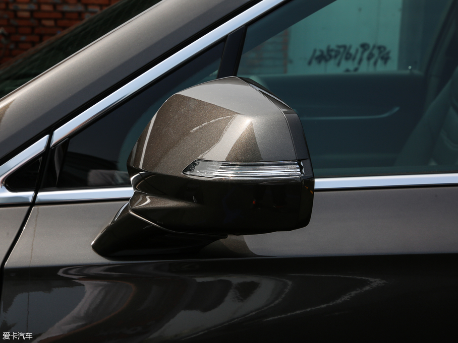 2020PXT6 28T (q)K\(yn)