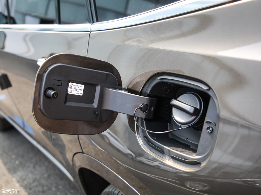 2020PXT6 28T (q)K\(yn)