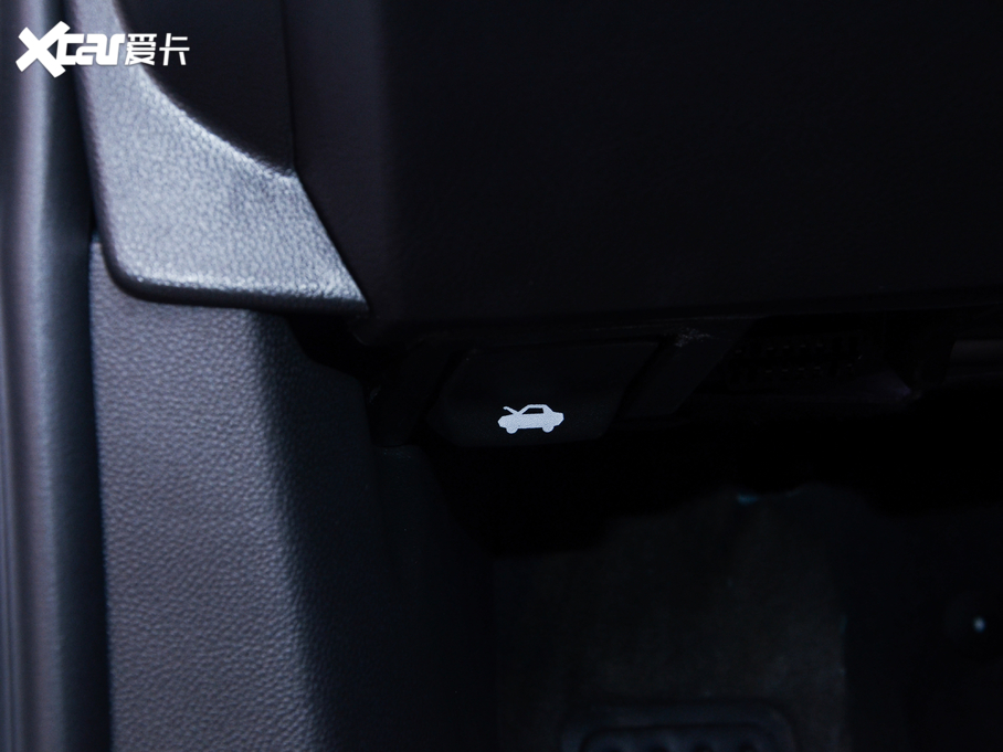 2020PXT6 Ŀ 28T (q)A