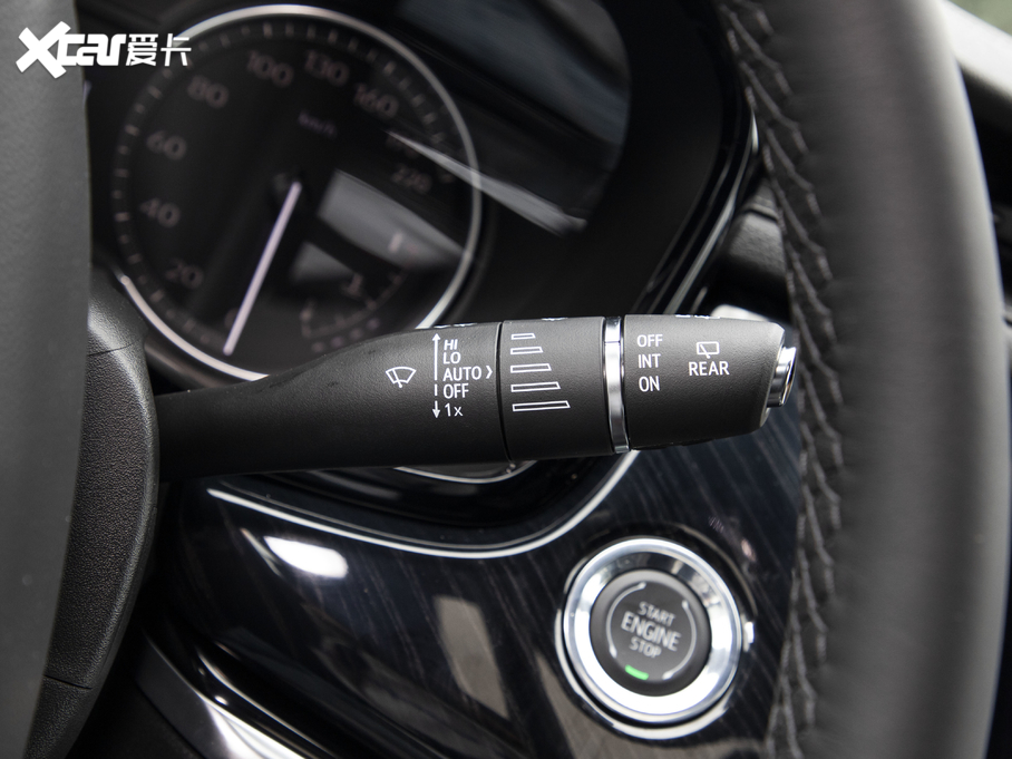 2020PXT6 28T (q)A푰