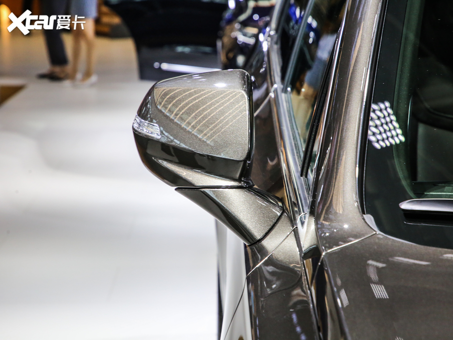 2020PXT6 Ŀ 28T (q)I(lng)