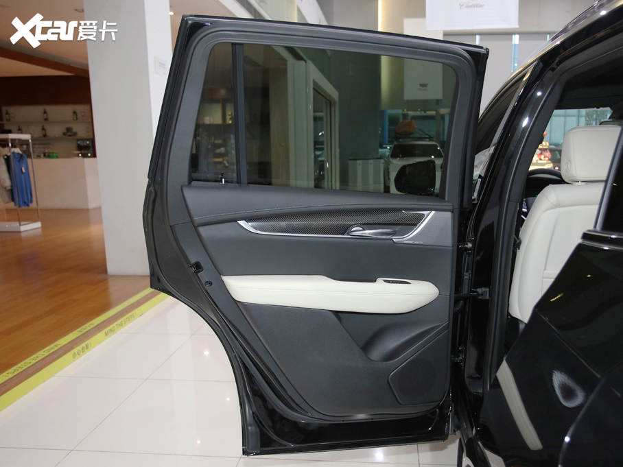 2020PXT6 Ŀ 28T (q)I(lng)\