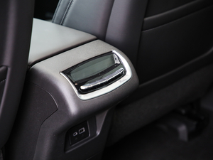 202028T (q)K\(yn)(dng) g