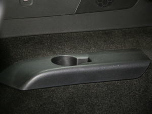 202028T (q)K\(yn)(dng) g