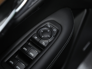 202028T (q)K\(yn)(dng) п؅^(q)