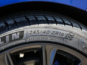 2020款28T 铂金运动型 轮胎尺寸