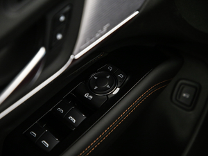 2020��28T ��Ӣ�� ���g����