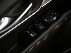 2020��28T ��Ӣ�� �п؅^