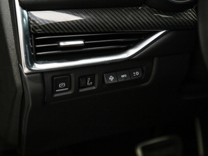 202028T (q)K\(yn)(dng) п؅^(q)