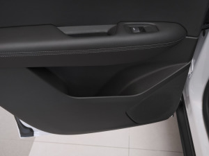 202128T (q)I(lng)\(yn)(dng) g