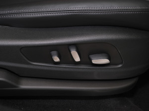 202128T (q)I(lng)\(yn)(dng) g