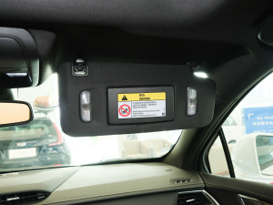 202128T (q)I(lng)\(yn)(dng) g