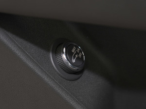 202128T (q)I(lng)\(yn)(dng) g