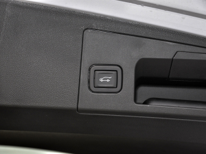 2021Ŀ 28T (q)F п؅^(q)