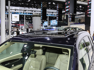 202128T (q)K\(yn)(dng) ܇