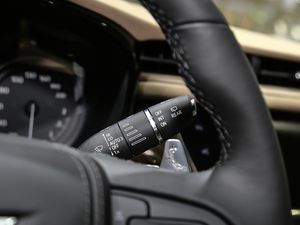 202128T K\Ӱ п؅^(q)