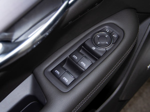 202128T (q)L(fng) п؅^(q)