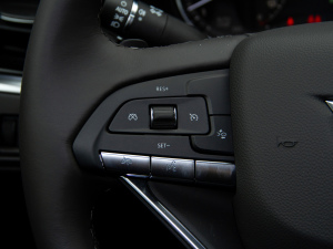 202128T (q)L(fng) п؅^(q)