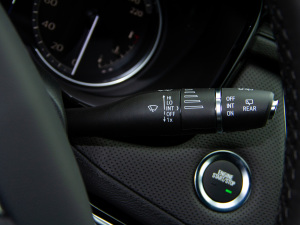 202128T (q)L(fng) п؅^(q)