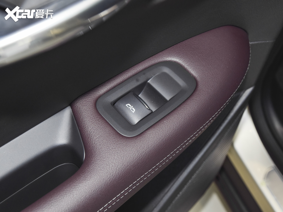 2022��P������XT6 2.0T �����A�� 7��