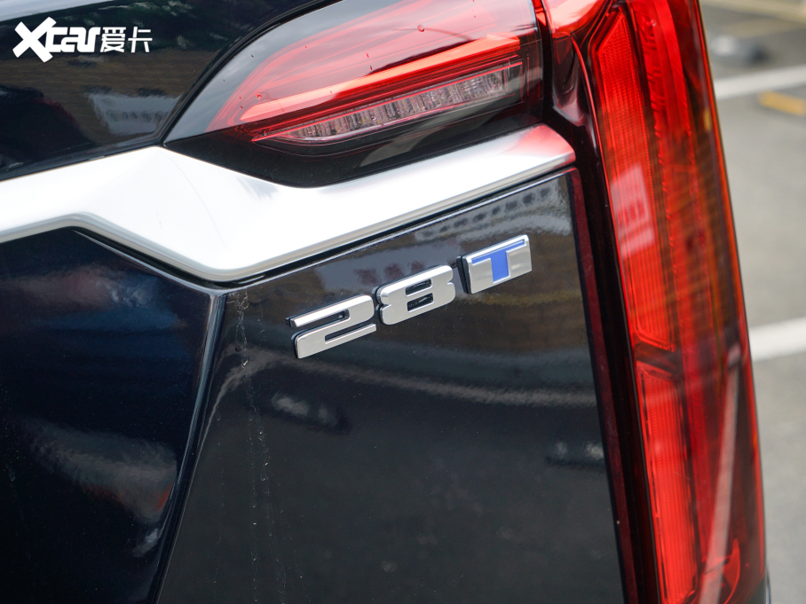 2022��P������XT6 2.0T �����A�͘˜ʰ� 6��