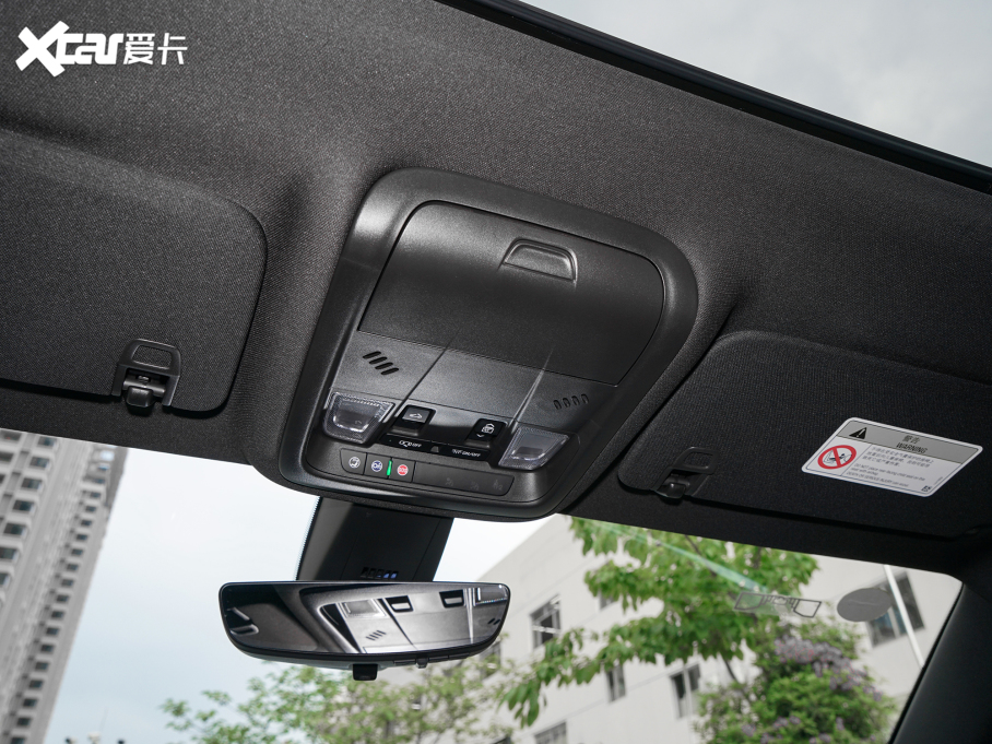 2022��P������XT6 2.0T �����A�͘˜ʰ� 6��