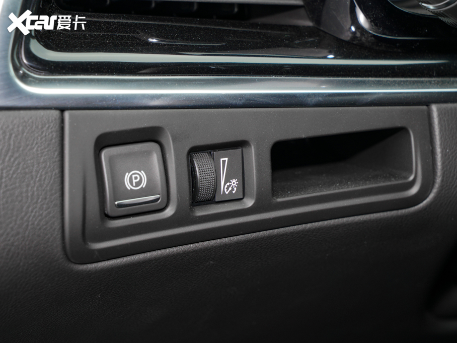 2022��P������XT6 2.0T �����A�͘˜ʰ� 6��