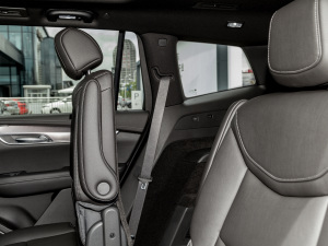 20222.0T (q)L(fng) 7 g