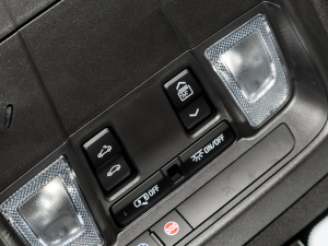 20222.0T (q)L(fng) 7 п؅^(q)