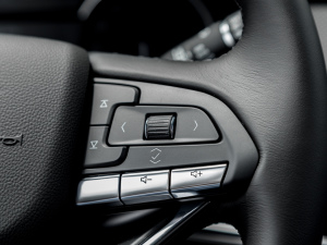 20222.0T (q)L(fng) 7 п؅^(q)