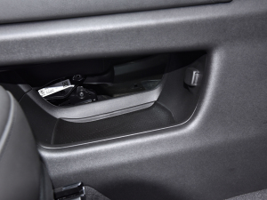 20222.0T (q)L(fng) 6 g