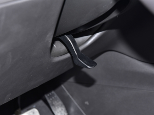 20222.0T (q)L(fng) 6 п؅^(q)