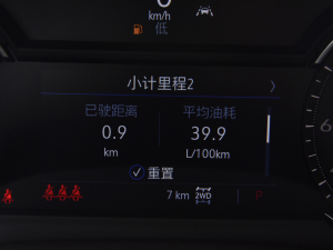 20222.0T (q)L(fng) 6 п؅^(q)