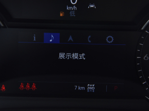 20222.0T (q)L(fng) 6 п؅^(q)