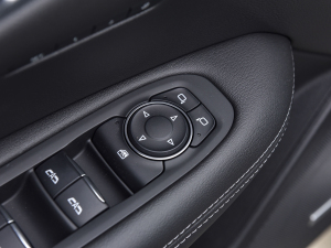 20222.0T (q)L(fng) 6 п؅^(q)