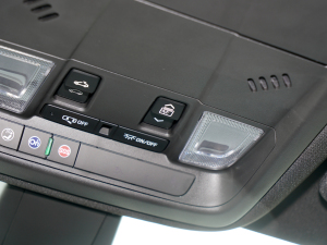 20222.0T (q)L(fng) 7 п؅^(q)