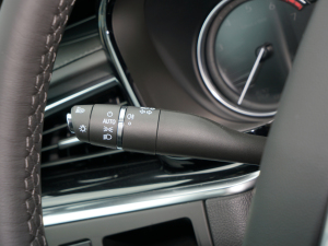 20222.0T (q)L(fng) 7 п؅^(q)