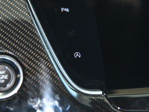 20222.0T (q)F 6 п؅^(q)