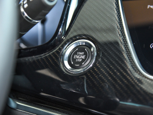 20222.0T (q)F 6 п؅^(q)