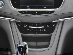 20222.0T (q)A {(dio){(dio)(ji)