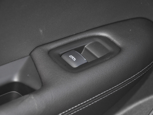 20222.0T (q)A ܇ƅ^(q)