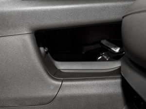 20222.0T (q)L(fng) g